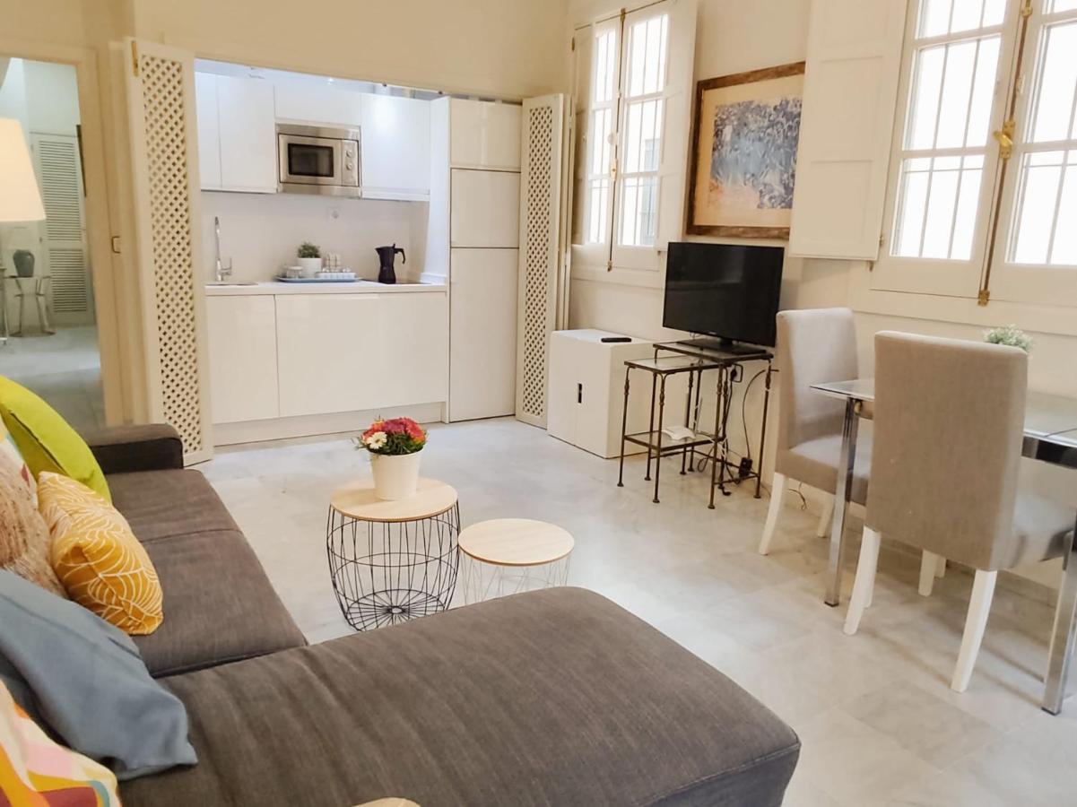 Homeyseville-Bright Apartment At Santa Cruz 4 Pax, Parking Optional Sevilha Exterior foto