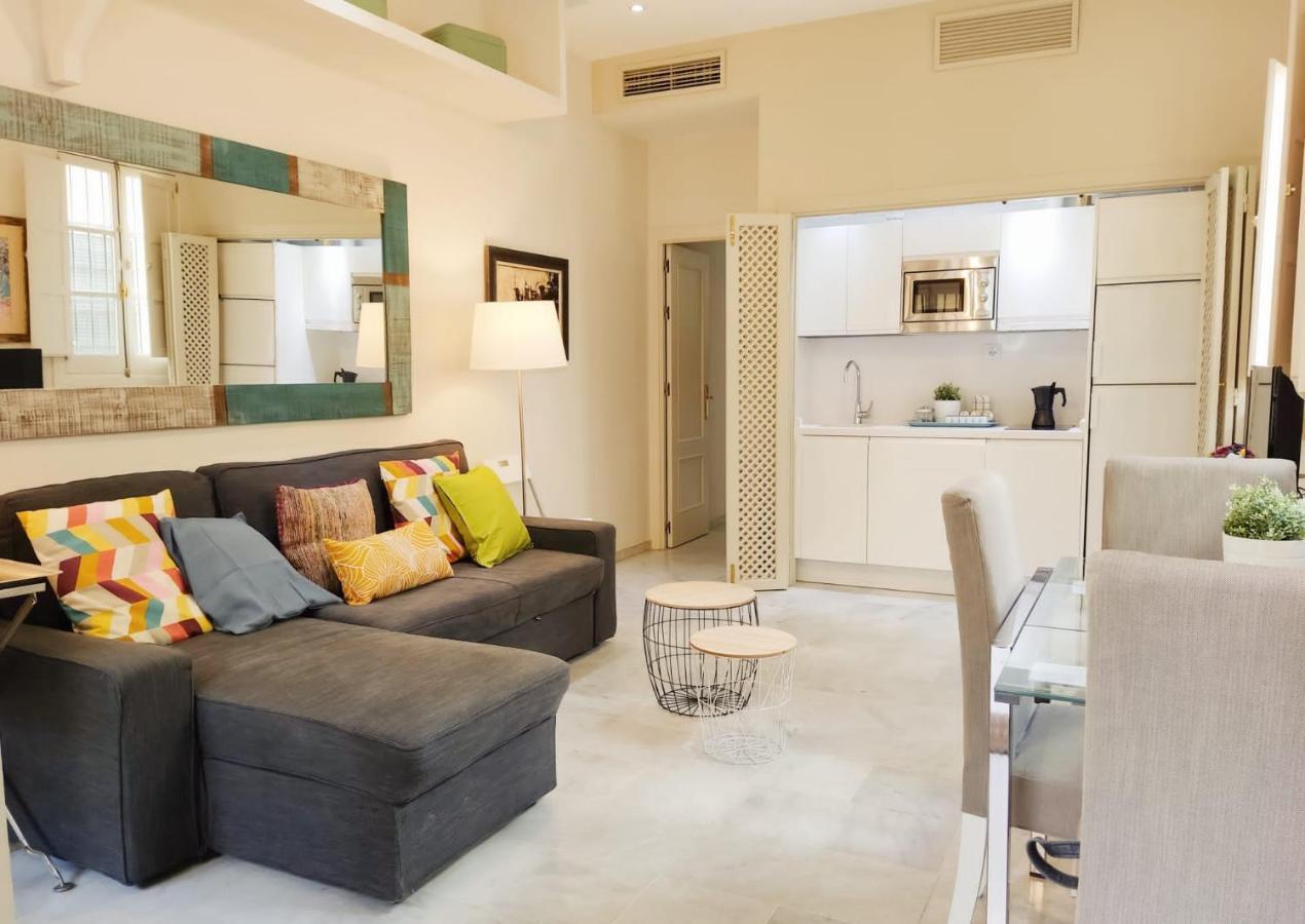 Homeyseville-Bright Apartment At Santa Cruz 4 Pax, Parking Optional Sevilha Exterior foto
